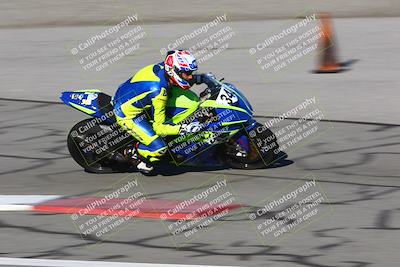 media/Jan-21-2023-Fastrack Riders (Sat) [[fcf3f88a30]]/Level 4/Session 2 Nascar 1/